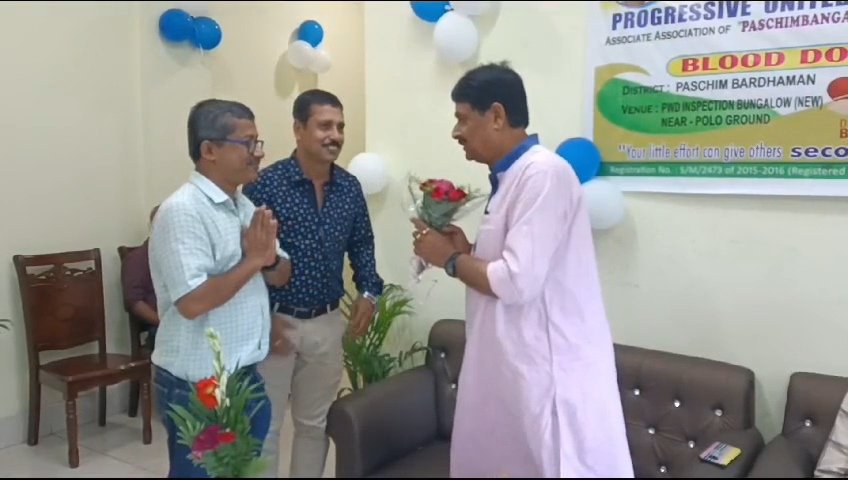 পগ্রেসিভ ইউনাইটেড ইঞ্জিনিয়ার এ্যাসোসিয়সানের ১০ ম প্রতিষ্ঠা দিবসে রক্তদান শিবির।
