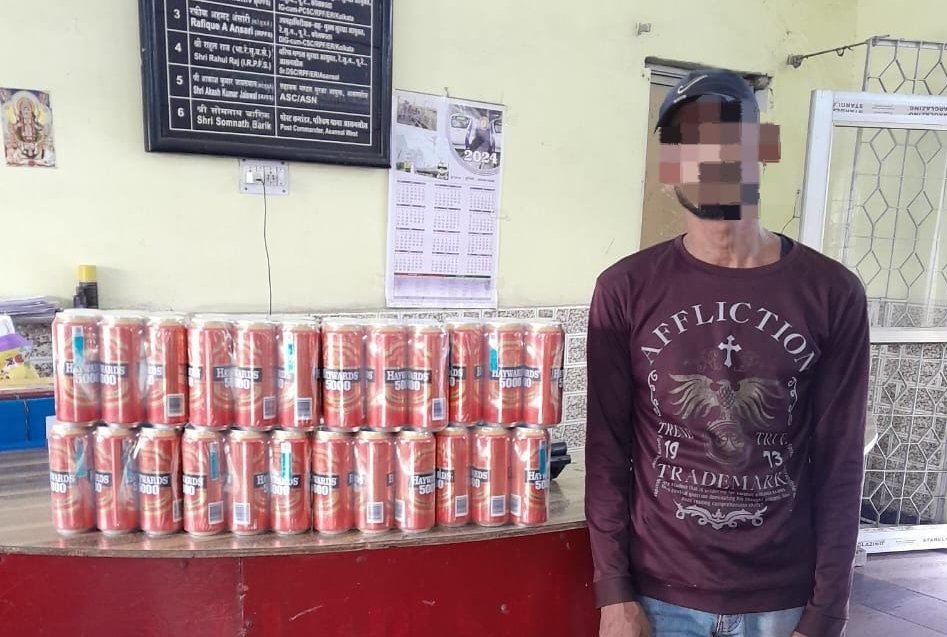 অপারেশন সতর্ক ” টিমের আসানসোল স্টেশনে অভিযান/ আটক বেআইনি মদ , ধৃত ১