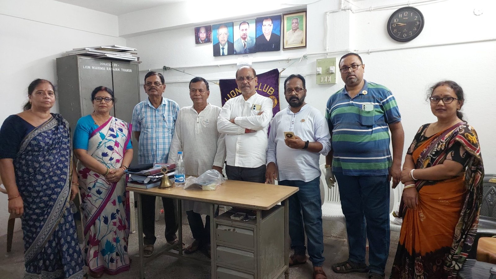 লায়ন্স গ্রেটারের পক্ষ থেকে শিক্ষক ও সাংবাদিকদের সম্মানিত করা হয়।