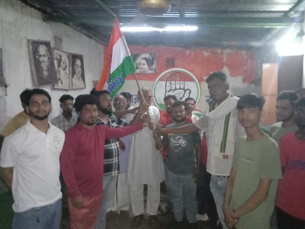 মোহভঙ্গ, কংগ্রেসে যোগদান শতাধিক।