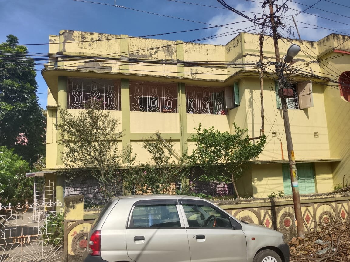 আরজিকর ঘটনা নিয়ে যখন সঞ্জীব ঘোষ আর্থিক দুর্নীতি ঘটনায় উত্তাল রাজ্য। তখন খোঁজ পাওয়া গেল তার মামা গৌতম সরকারের ।
