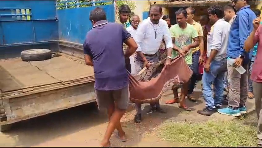पहले की पत्नी की हत्या फिर खुद लगाया गले मे फांसी का फंदा।