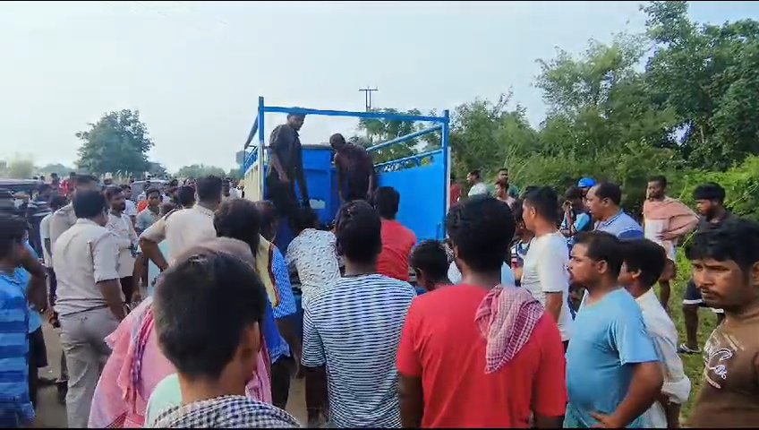 দু’দিন পর নদীর জলে ভেসে উঠলো নিখোঁজ যুবকের মৃতদেহ।