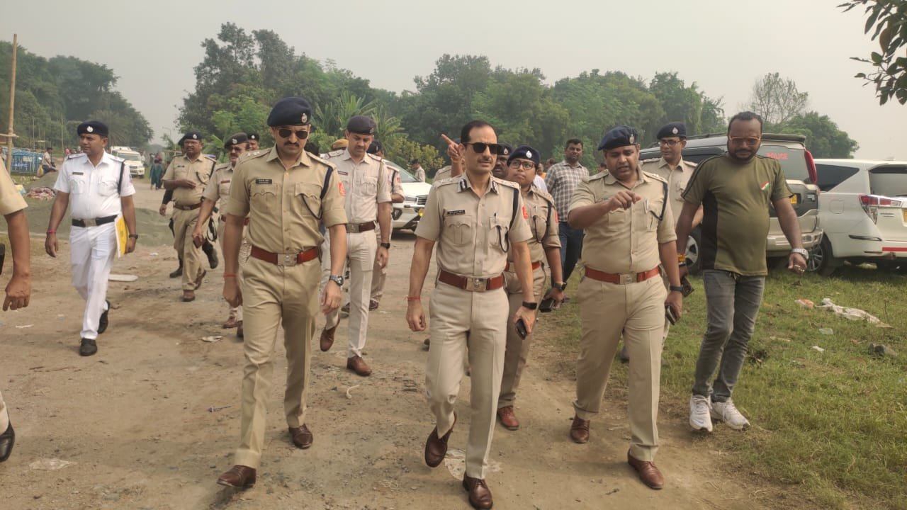 छठ को देखते हुए आसनसोल दुर्गापुर पुलिस कमिश्नरेट की तरफ से हर घाट पर सुरक्षा सुनिश्चित करने के लिए इंतजाम किया जा रहा है