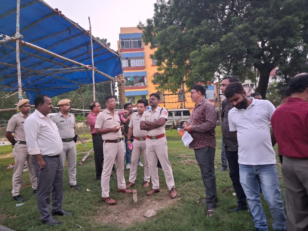 राष्ट्रीय बिहारी समाज पश्चिम एवं पूर्व बर्धमान के अध्यक्ष शम्भू नाथ झा के विशेष अनुरोध पर पहली बार आसनसोल में पश्चिम बंगाल की मुख्यमंत्री ममता बनर्जी छठ पूजा की वर्चुअल उद्घाटन करेंगी ।
