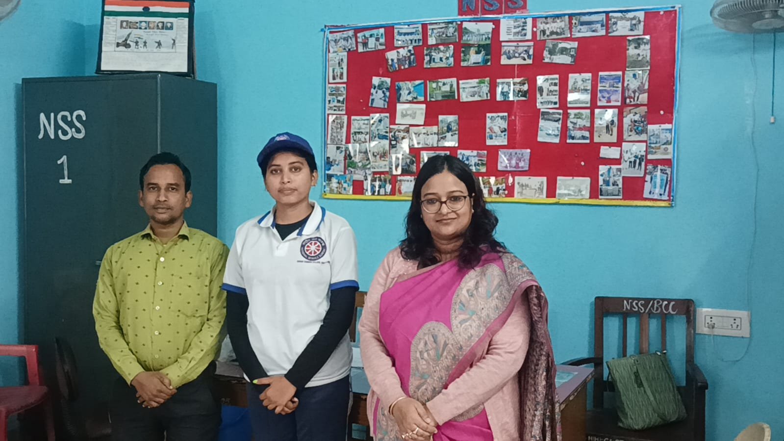 आसनसोल के विधान चंद्र राय कॉलेज की एनएसएस वालंटियर रानी कर्मकार को भी हिस्सा लेने का मौका मिला है दिल्ली में प्रजातंत्र दिवस के परेड में