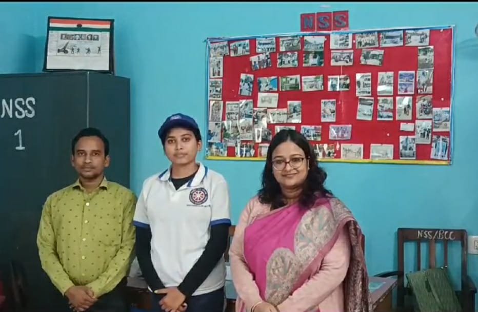 ২০২৫ এর ২৬ জানুয়ারি দিল্লির কর্তব্য পথে কুচকাওয়াজ / এনএসএসের ভলেন্টিয়ার হিসেবে অংশ নিচ্ছেন আসানসোল বিসি কলেজের রানি কর্মকার