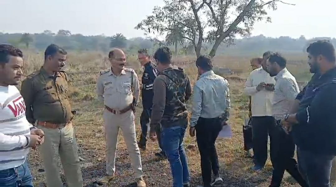 আবারও আসানসোলে পুকুর ভরাটের অভিযোগ / তদন্তে এলাকায় পুরনিগম, পুলিশ ও ভূমি রাজস্ব দপ্তরের আধিকারিকরা