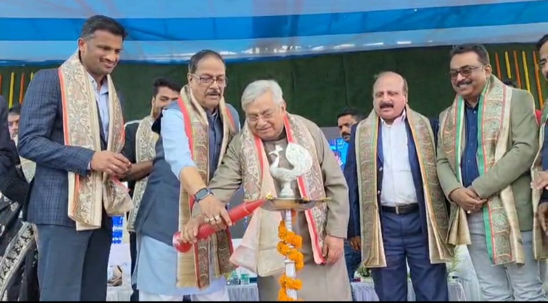 হস্তশিল্পীদের জন্য কেন্দ্রীয় সরকারের উদ্যোগ / দূর্গাপুরে শুরু ৬ দিনের ” সানঝা উৎসব ” / উদ্বোধনে রাজ্যের দুই মন্ত্রী