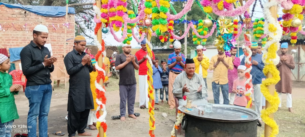 श्रीपुर छातिमडंगा में धूमधाम धाम से मना डेग फातिहा