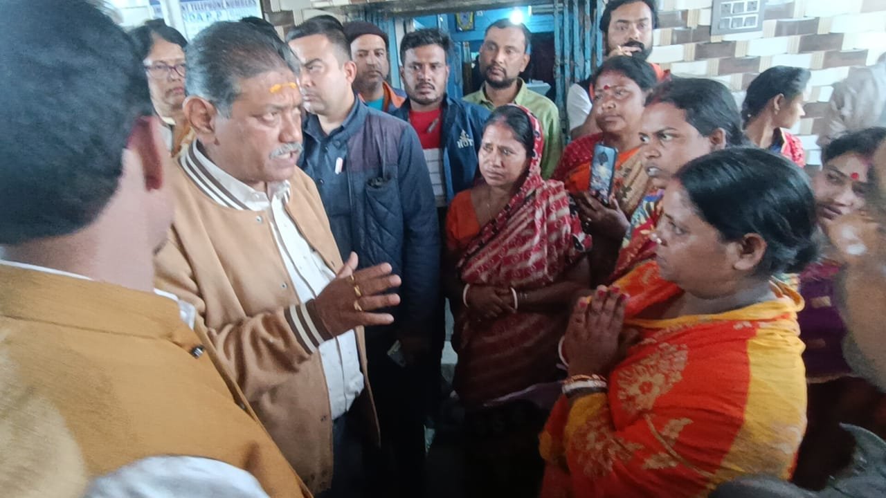 প্রয়াগরাজ মহাকুম্ভের ত্রিবেণী সঙ্গমে ১৪৪ বছরের মৌনী অমাবস্যার বিশেষ সময়ে স্নান করতে গিয়ে মর্মান্তিক পরিণতি হল জামুড়িয়ার কেন্দা এলাকার বছর ৪২ এর বিনোদ রুইদাসের