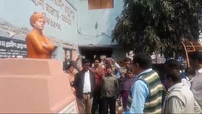 নবম দূয়ারে সরকারের উদ্বোধন করলেন বারাবনির বিডিও।