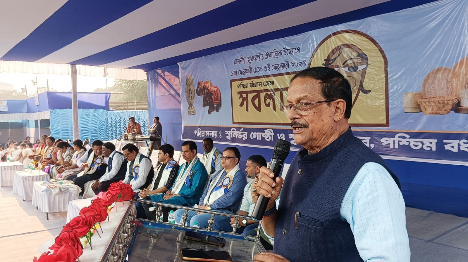 आसनसोल सबला मेला का उद्घाटन किया मंत्री मलय घटक