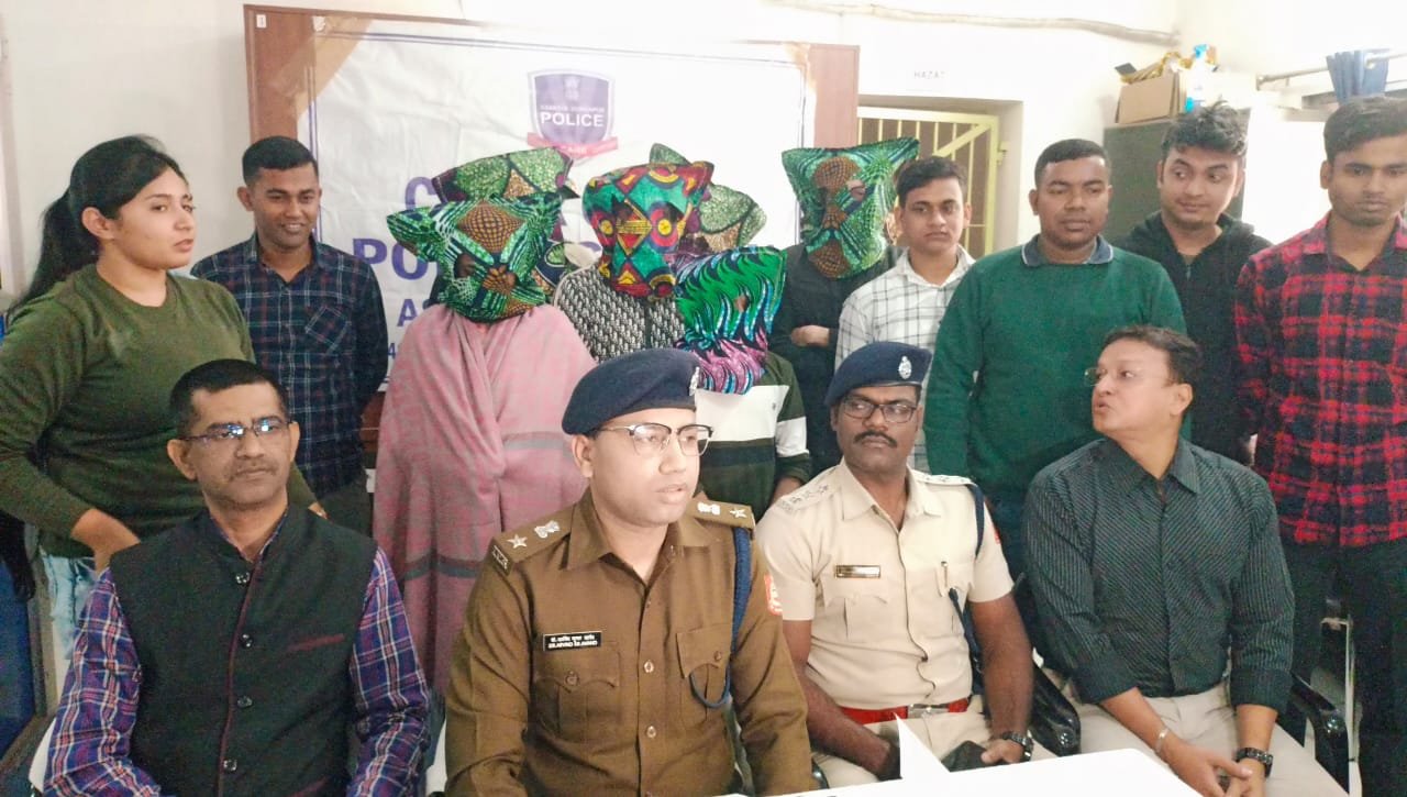 डिजिटल आरेस्ट, बंगाल की साईबर थाना पुलिस ने अंतराष्ट्रीय साईबर ठगों के गिरोह का किया भंडाफोड़ 9 गिरफ्तार…