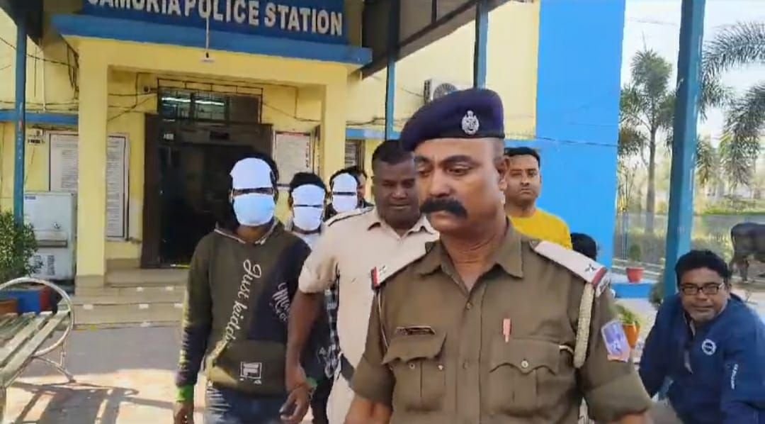 দুটি চুরির ঘটনার কিনারা জামুড়িয়া থানার / উদ্ধার চোরাই সামগ্রী, ধৃত তিন…
