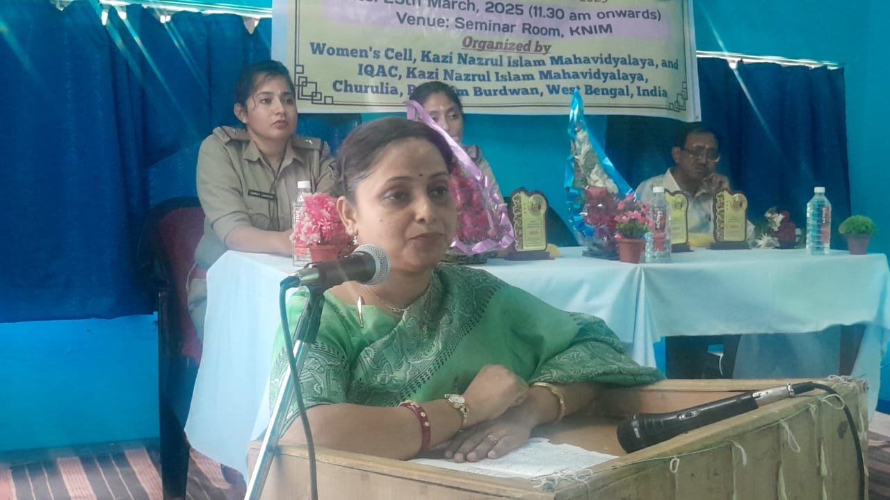 আসানসোল দূর্গাপুর পুলিশের সহায়তা / জামুড়িয়া কাজি নজরুল ইসলাম মহাবিদ্যালয়ে সাইবার সচেতনতায় সেমিনার……….. জামুড়িয়া,