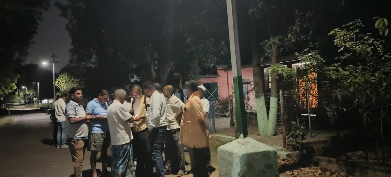 কাঁঠাল চুরি আটকাতেই ধারালো অস্ত্র দিয়ে হামলা, অনুমান / বাড়িতেই আক্রান্ত চিত্তরঞ্জনের রেল কর্মী / এলাকায় আতঙ্ক, তদন্তে পুলিশ ……….. চিত্তরঞ্জন, ১০ এপ্রিলঃ