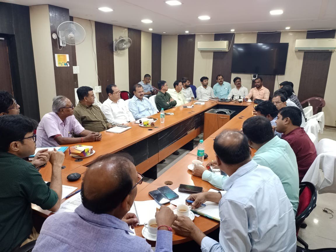 আসানসোলের পঞ্চায়েত এলাকায় পানীয়জল নিয়ে মহকুমাশাসকের বৈঠক……….. আসানসোল, ৯ এপ্রিলঃ