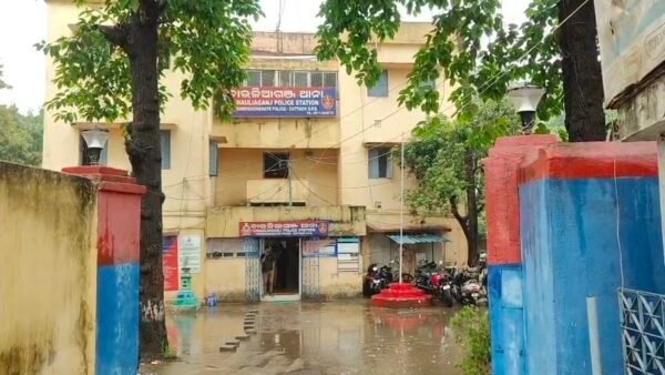 सरकारी क्वार्टर में थाना प्रभारी मृत मिलीं, पुलिस विभाग में शोक; जांच शुरू