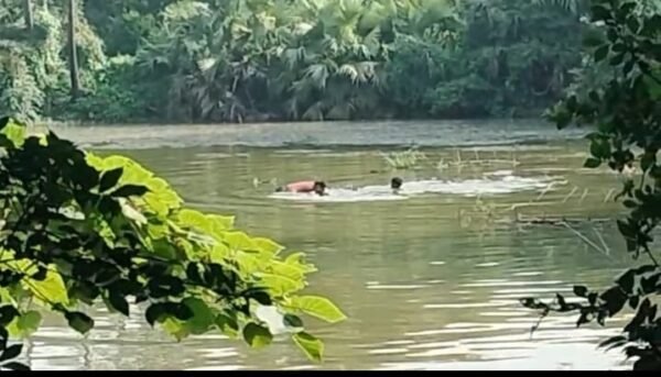 পান্ডবেশ্বরে চাঞ্চল্য / পুকুর থেকে তিনদিন ধরে নিখোঁজ যুবকের দেহ উদ্ধার ………..পান্ডবেশ্বর ,২১ আগষ্টঃ