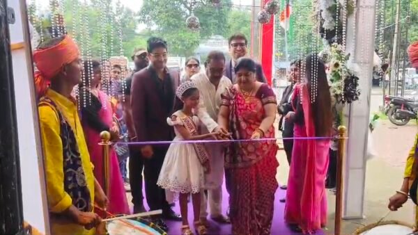 स्वतंत्रता दिवस पर भांगापाचिल में ‘औरीवा’ ज्वेलरी शोरूम का भव्य उद्घाटन